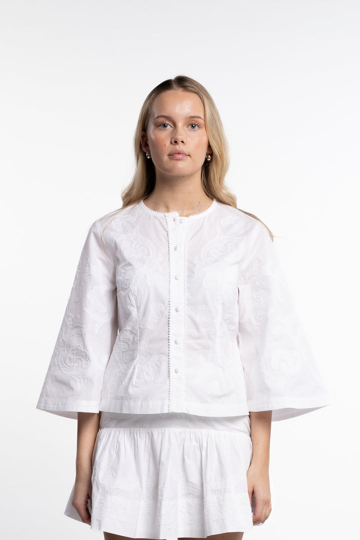 Lotte Embrodery Blouse- White