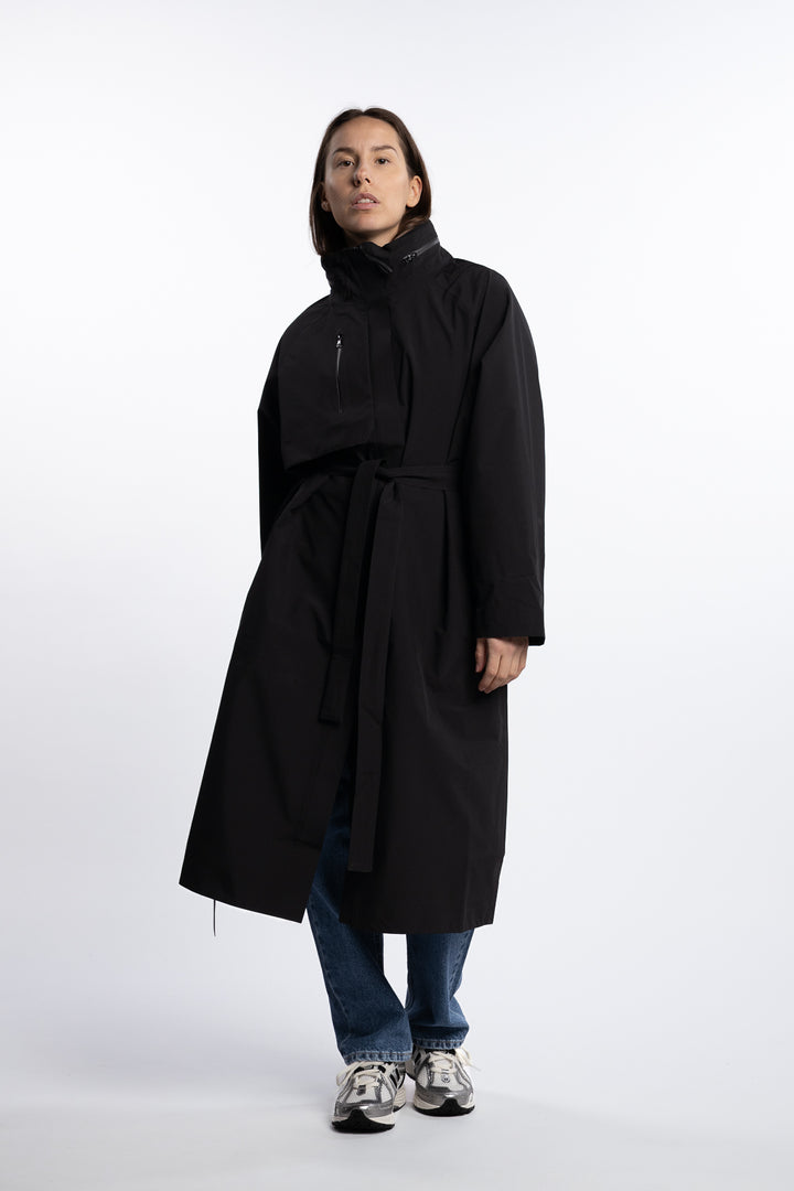 Vik Coat- Black