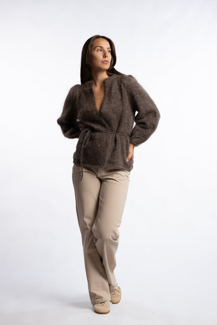 Fredrikke Chunky Cardigan- Brown