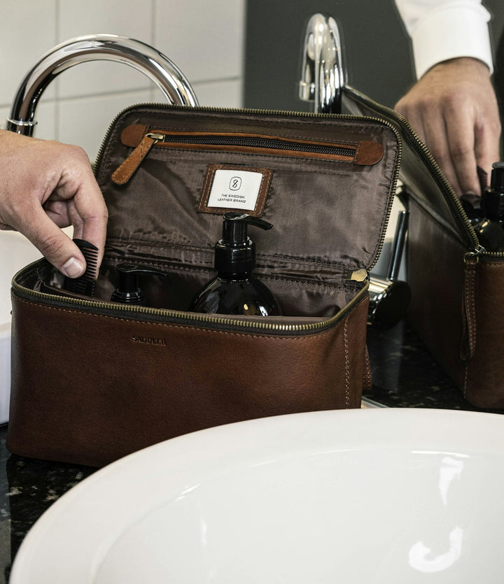 Barolo Toilet Bag Black