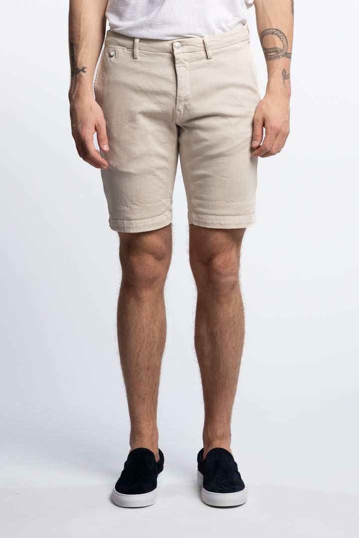 Benni Slim Fit Hyperflex Shorts Light Beige