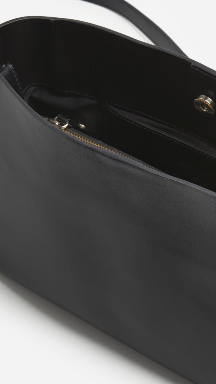 Hedda Midi- Black Leather