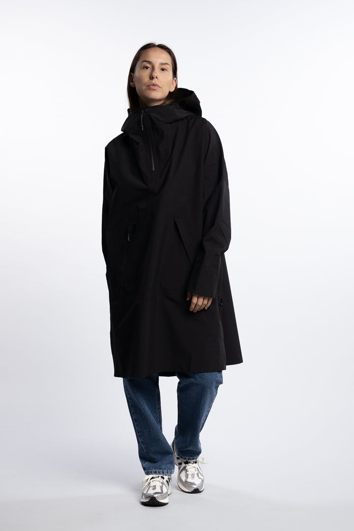 Aalesund Poncho - Black