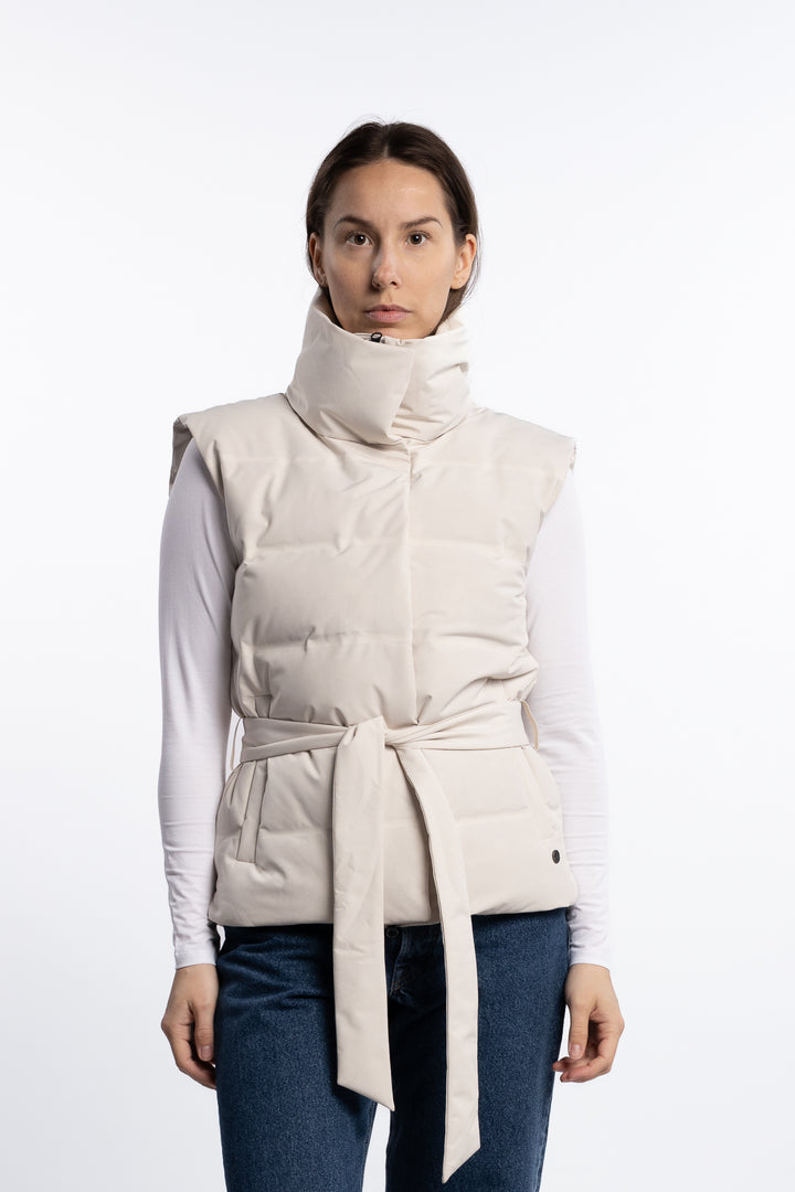 Vesty- Neutral White