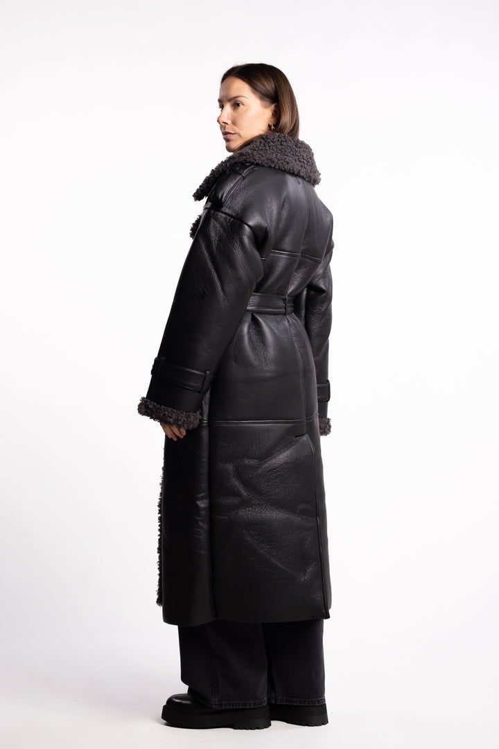 Manchester Coat- Black