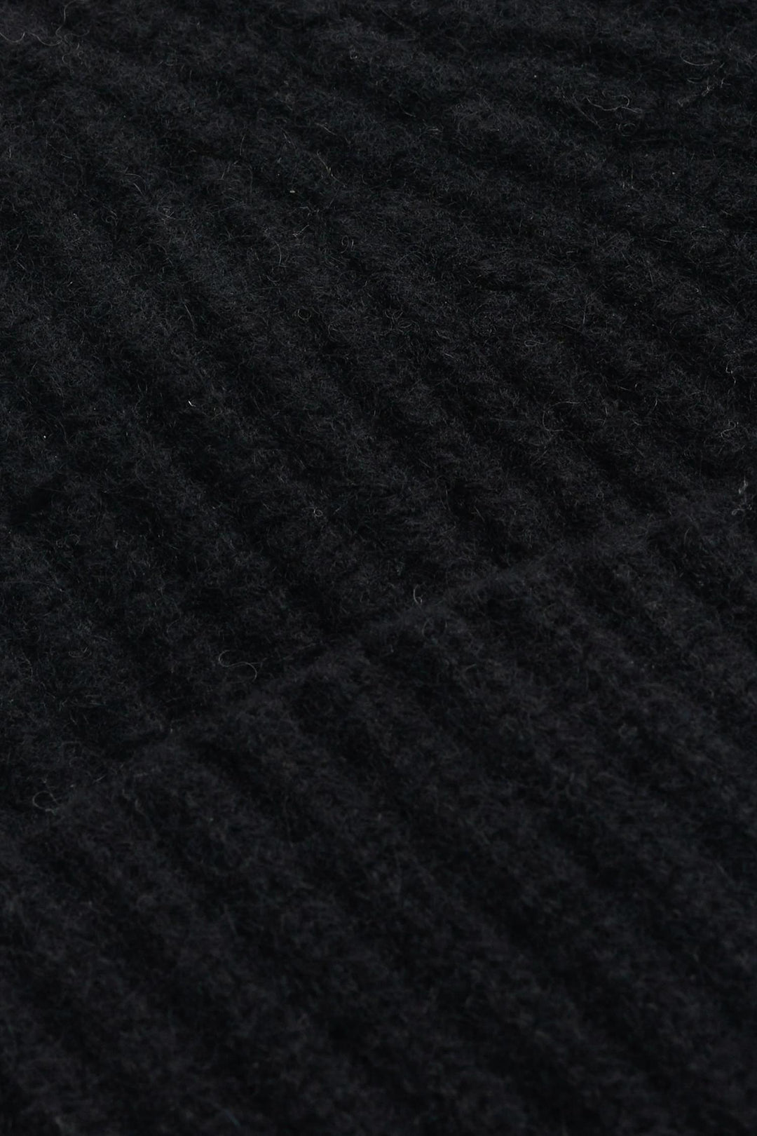 Alba Cashmere Beanie - Black