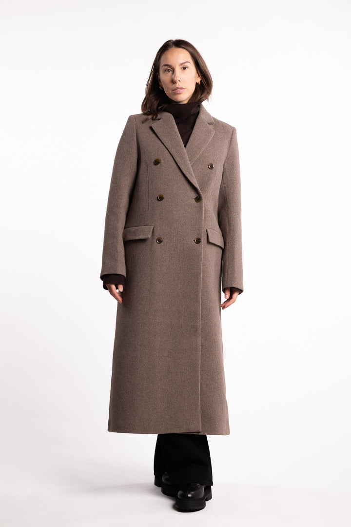 Falcon Coat 11104 - Fallen Rock