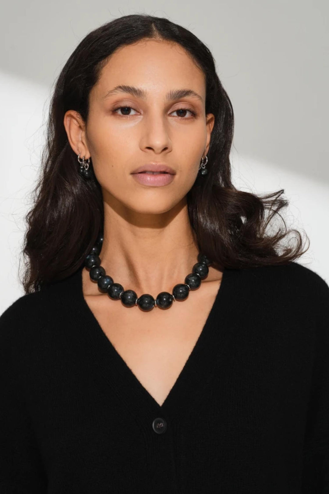 Cove Collar 16" Larvikite