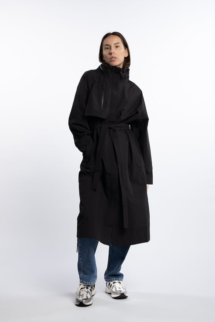 Vik Coat- Black