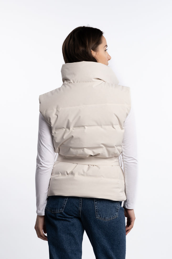 Vesty- Neutral White