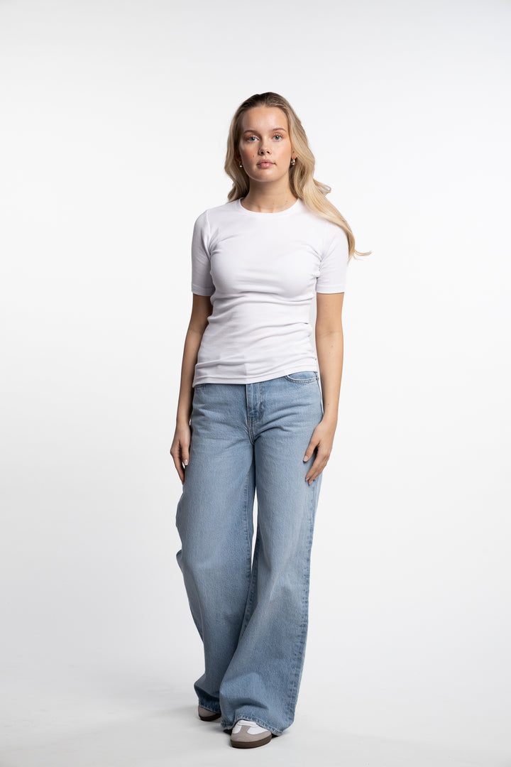 Ester ss- White