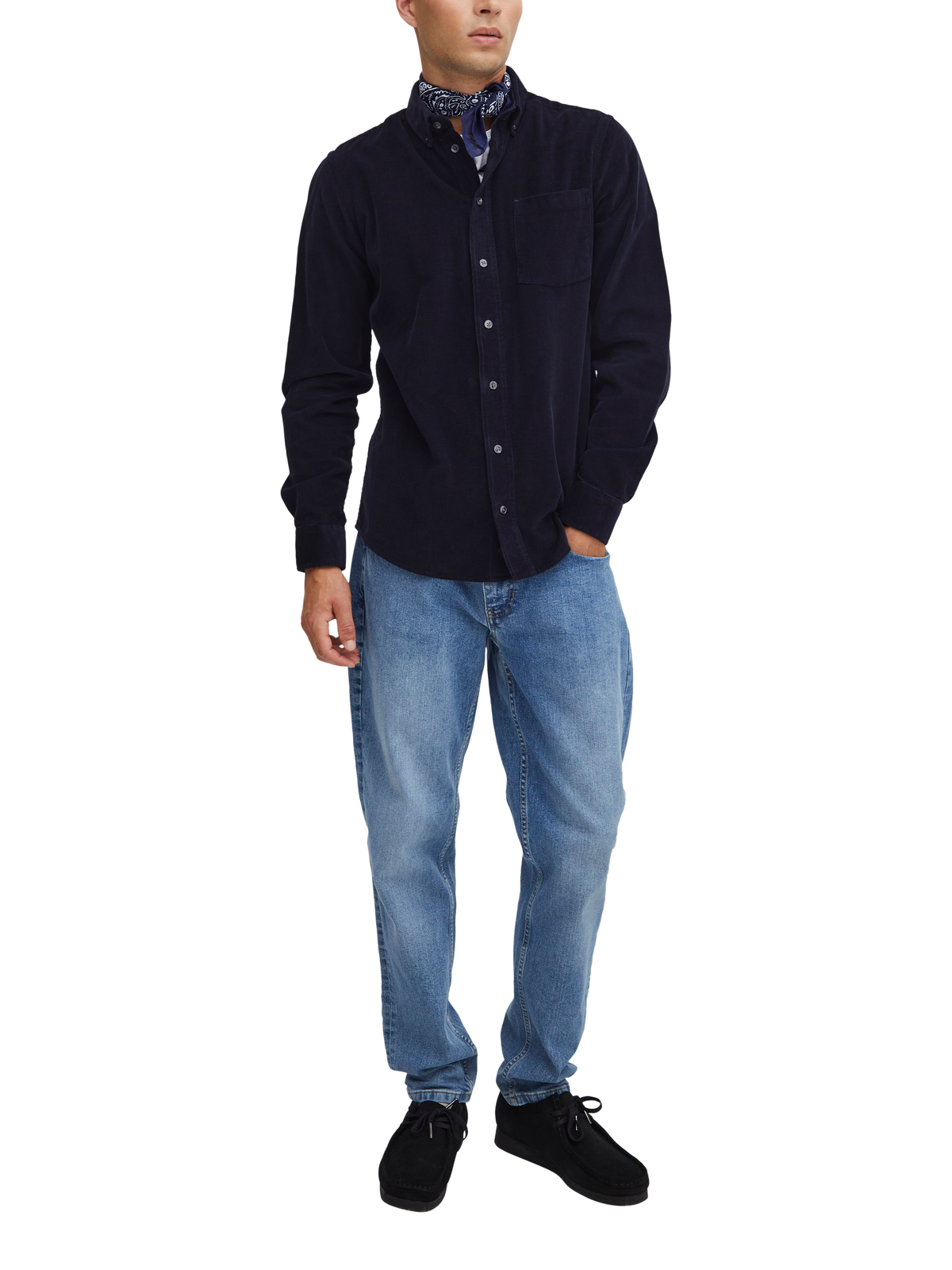 Anton LS BD Baby Cord Shirt Dark Navy - modellbilde helfigur