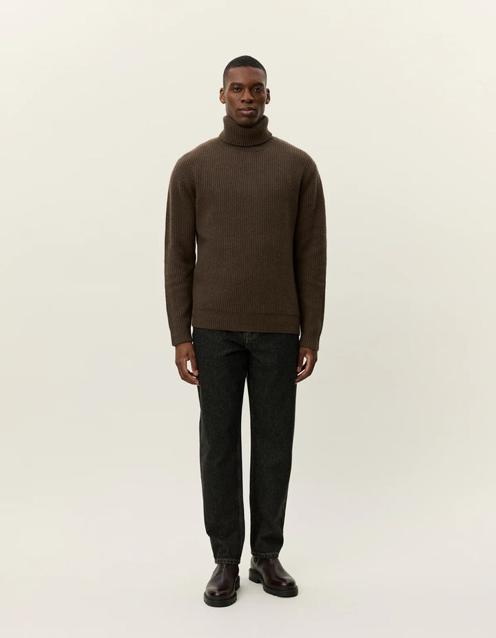Eddie Wool Rib Rollneck Knit Teak Brown