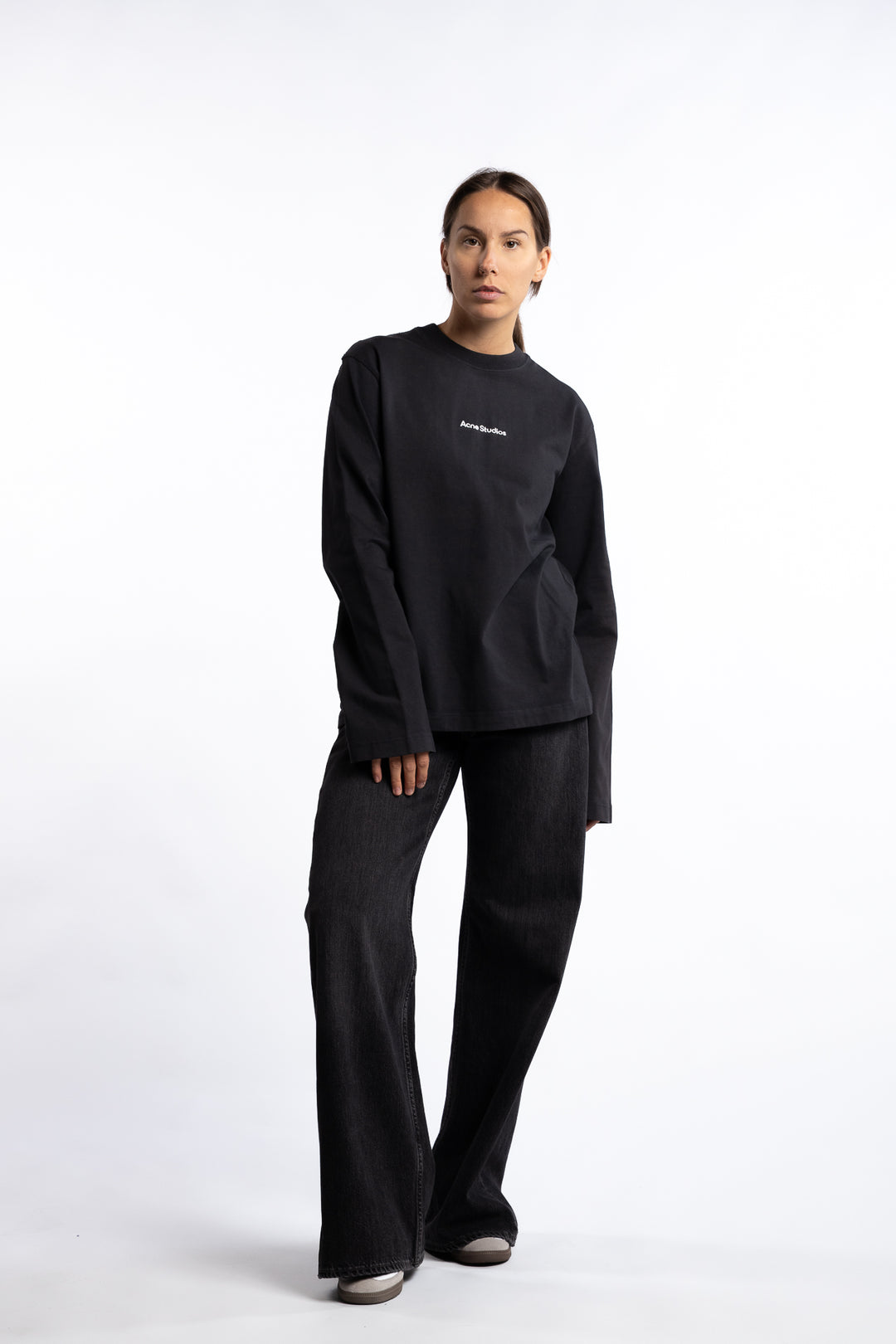 Logo Long Sleeve T-shirt- Black