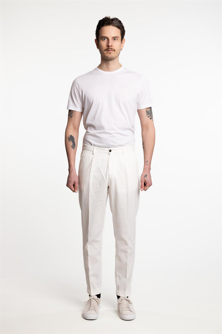 Capri Pleated Cotton/Linen Pant White