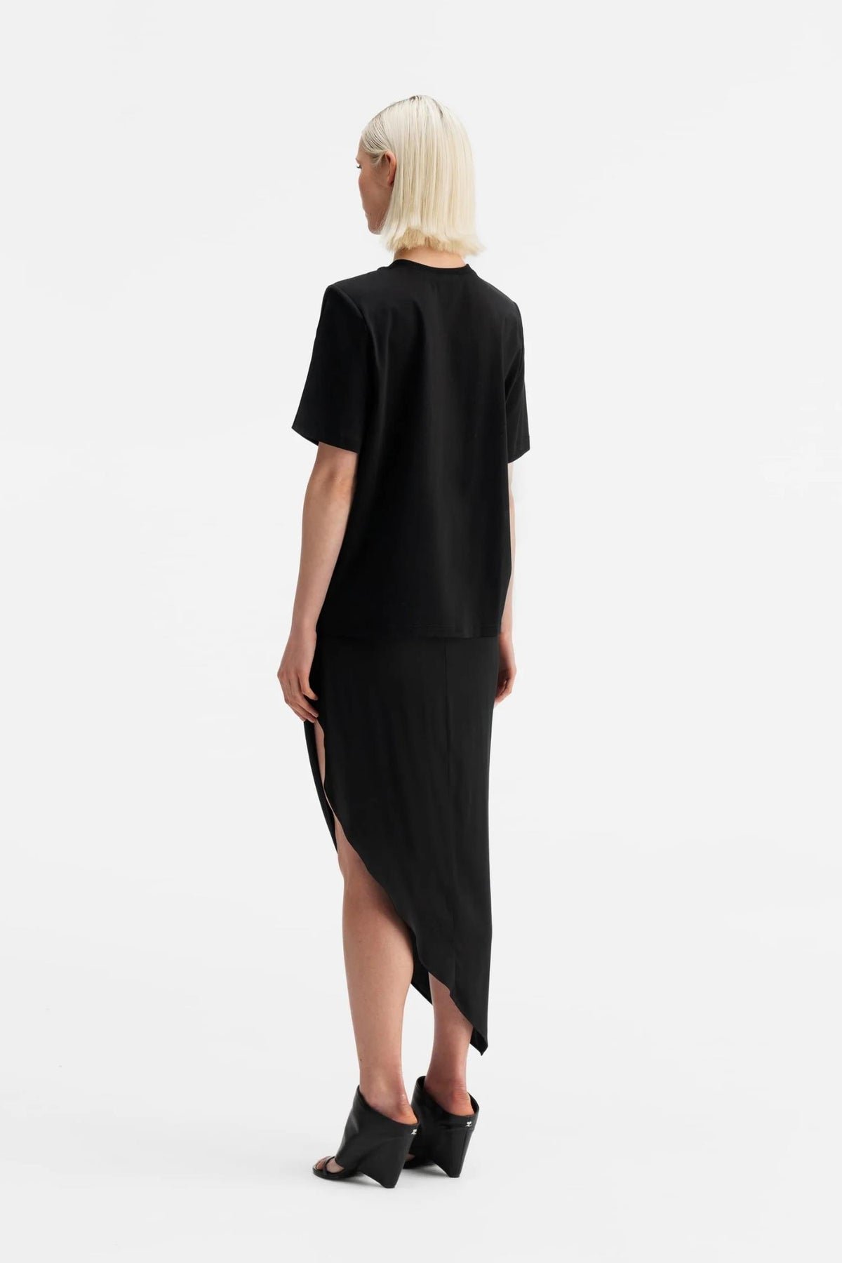 Okaya Tee - Black