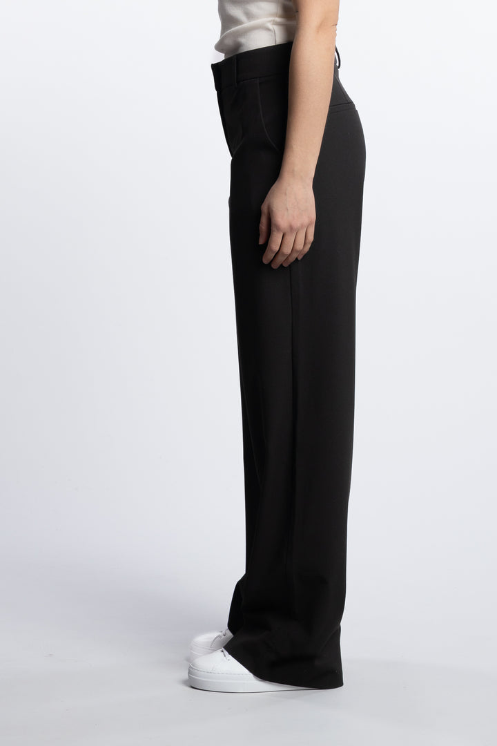 DenaFV Regular - Black