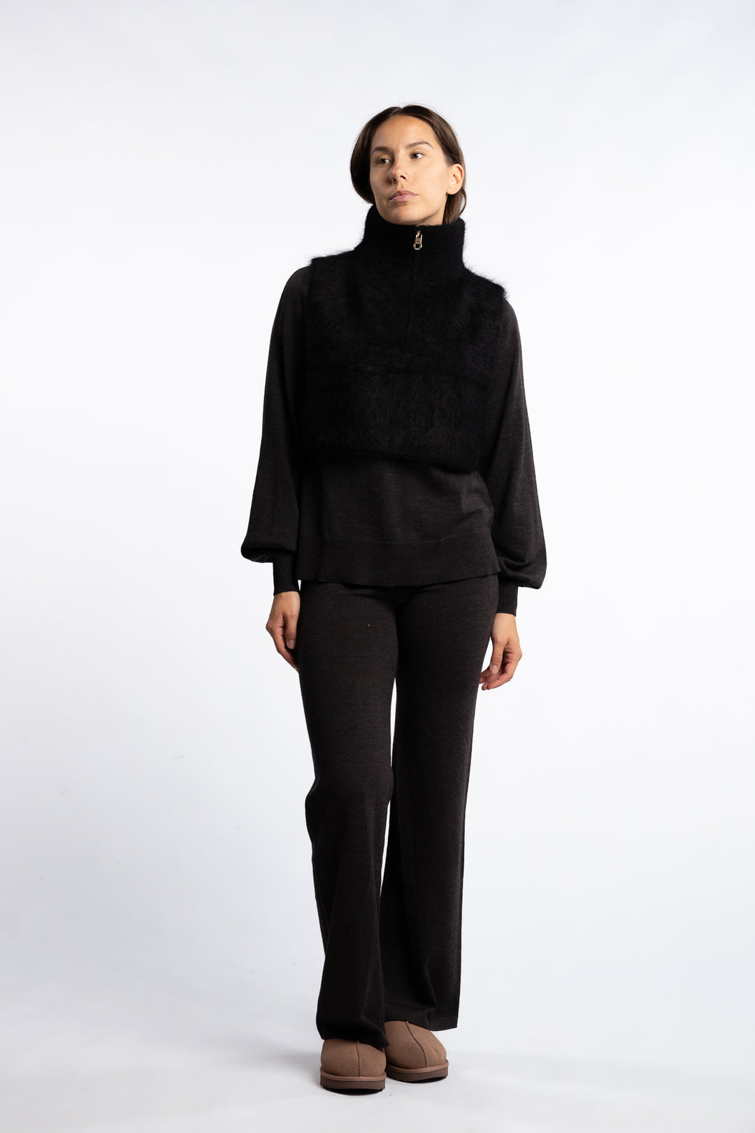 Belinda Chunky High Neck- Black
