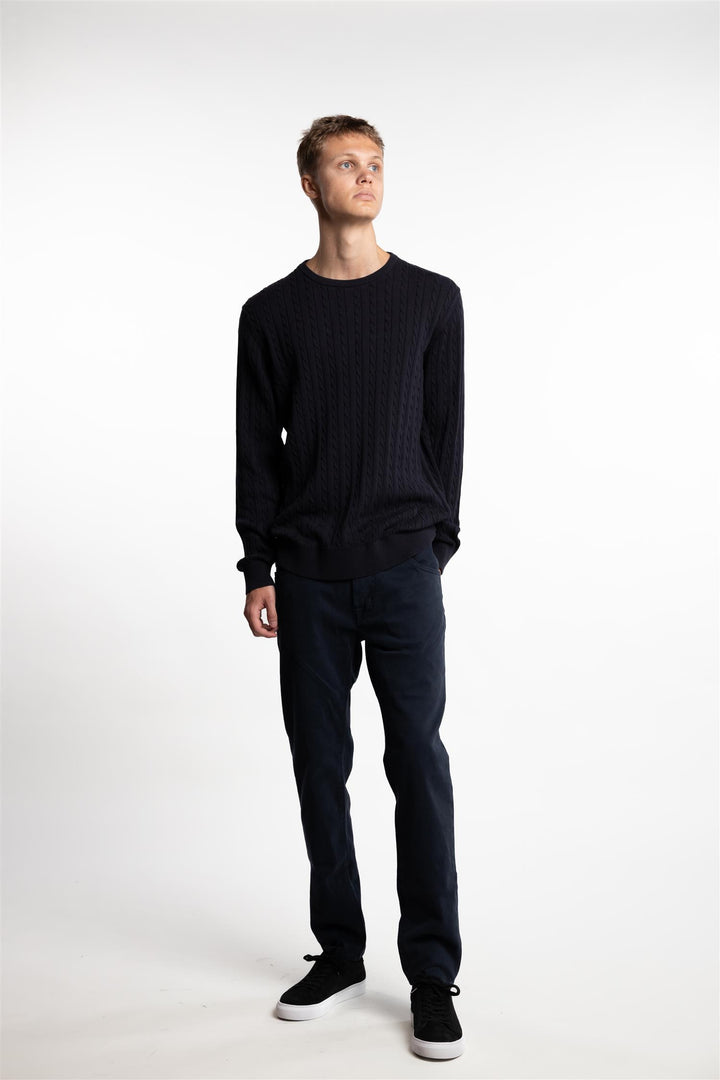 O-Neck Cable Knit Navy