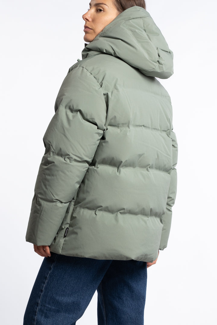Besseggen Down Jacket - Green
