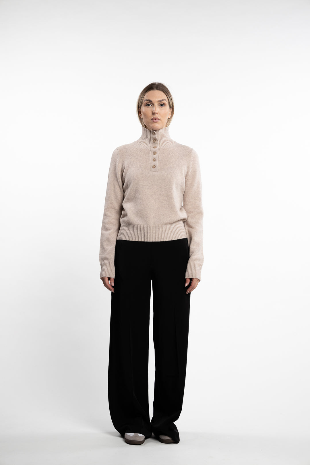 Saelif Turtleneck 15010- String