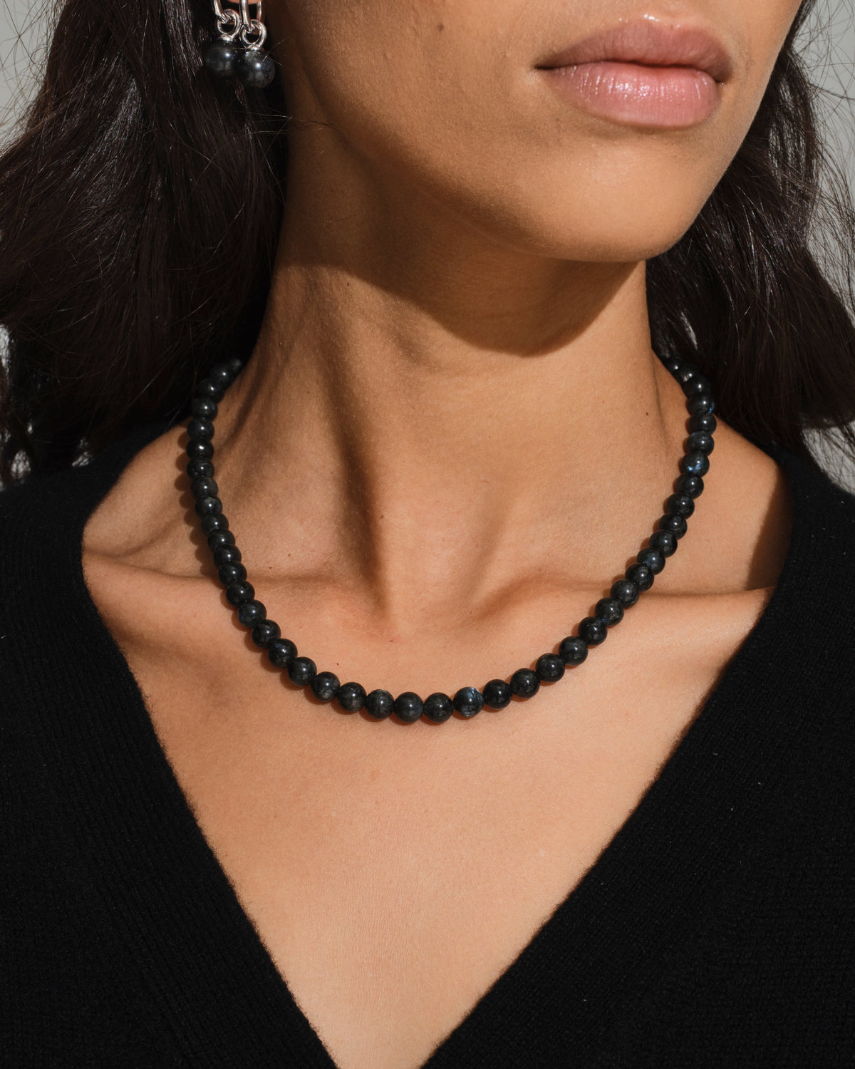 Women's Cove Necklace Larvikite model