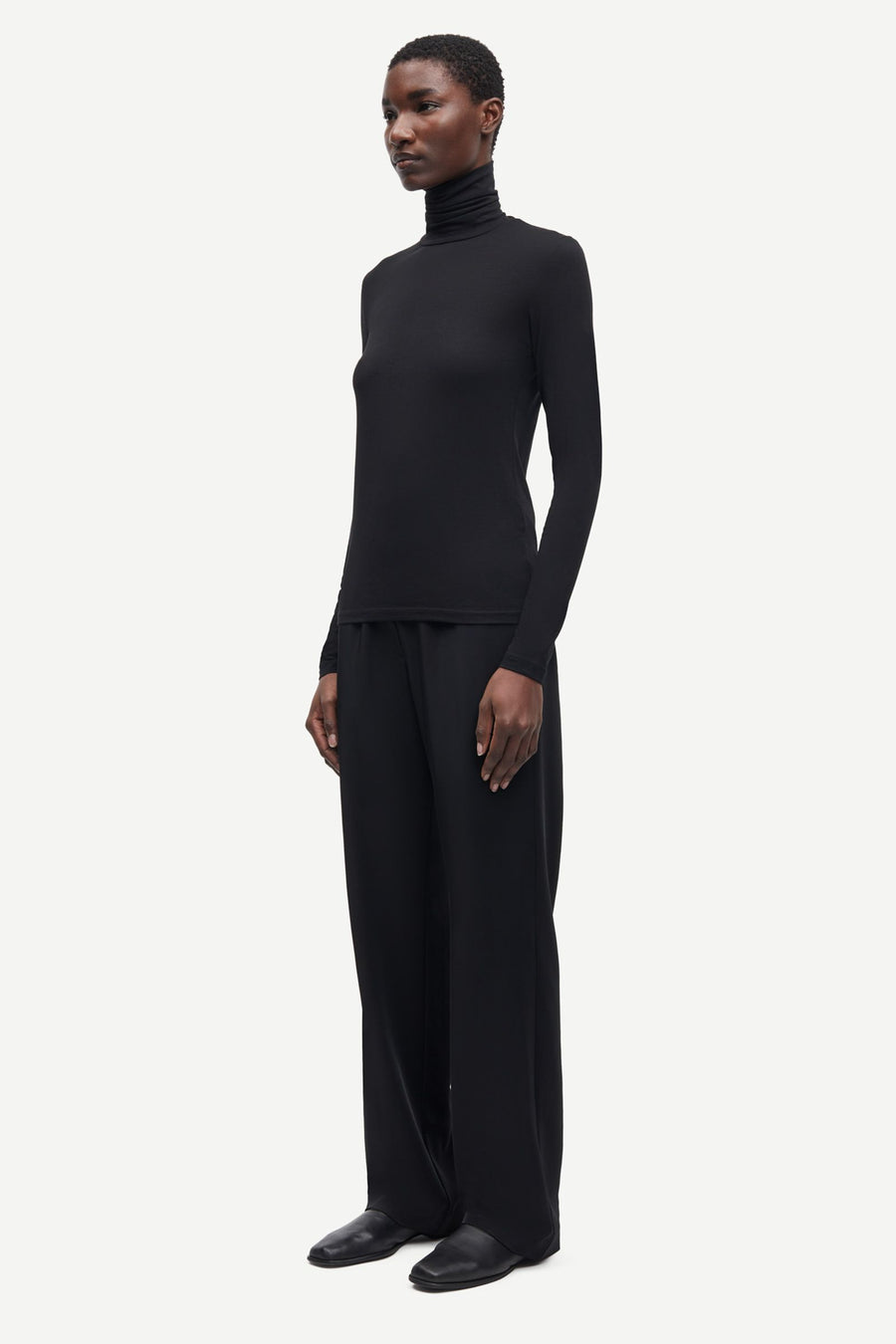 Ester T-N 265 Black