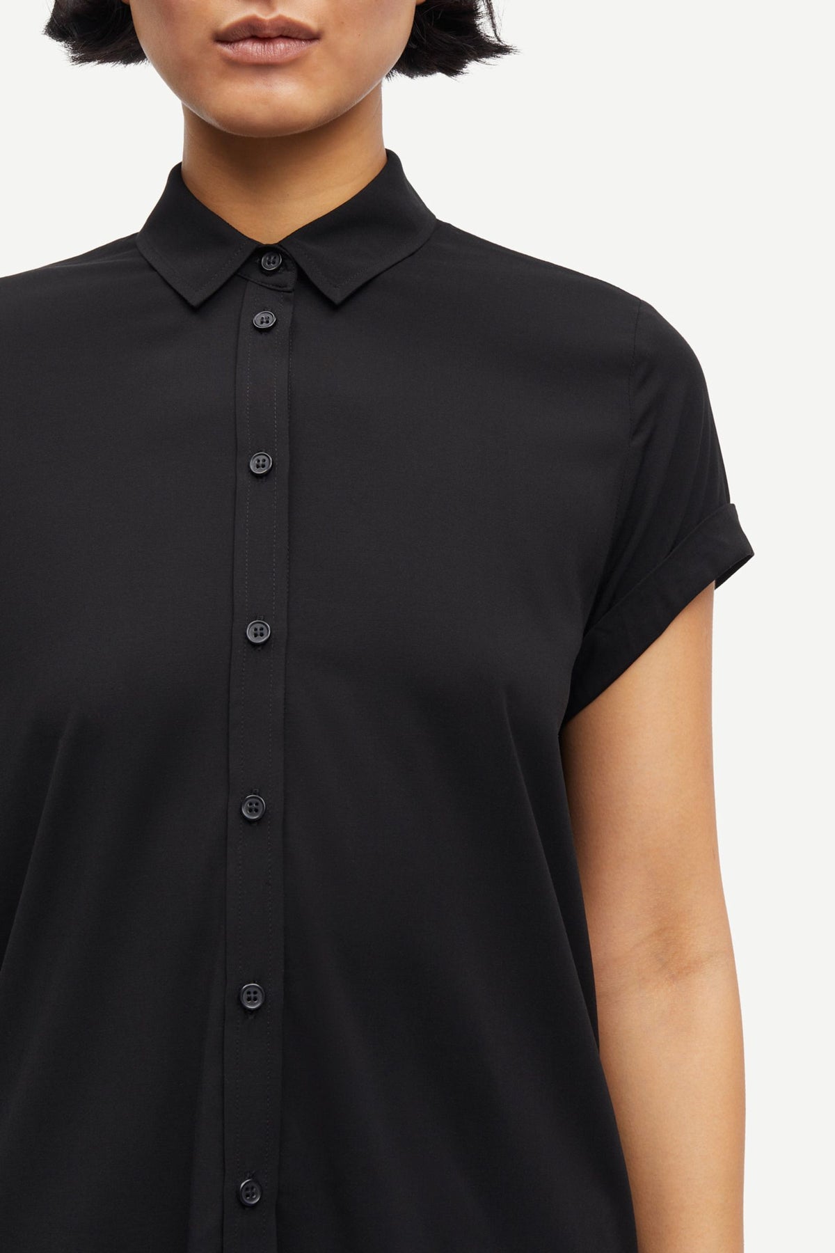Majan ss shirt 9942- Black