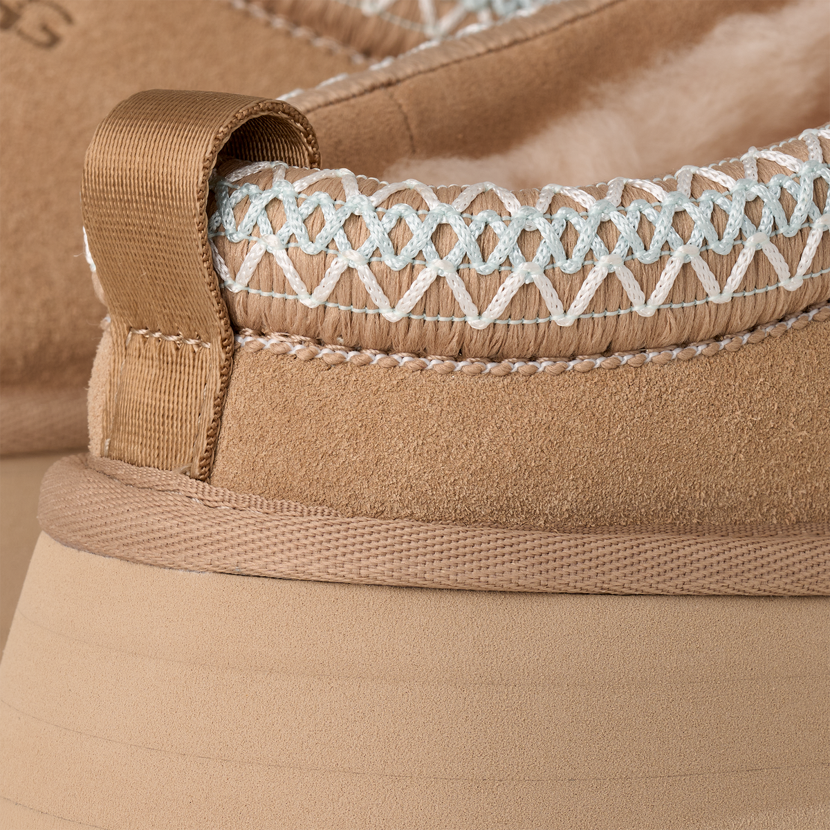 UGG W Tazz II Sand