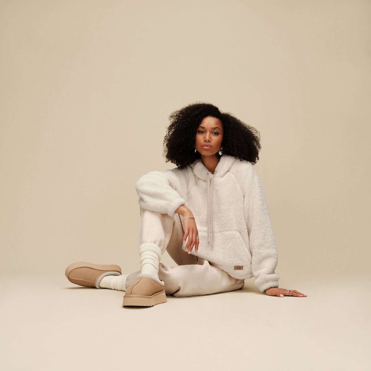 UGG W Tazz II Sand - modellbilde