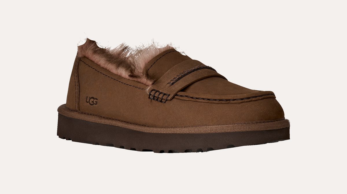 UGG W Ellis Nubuck Loafer Dark Chestnut – 3/4 vinkel