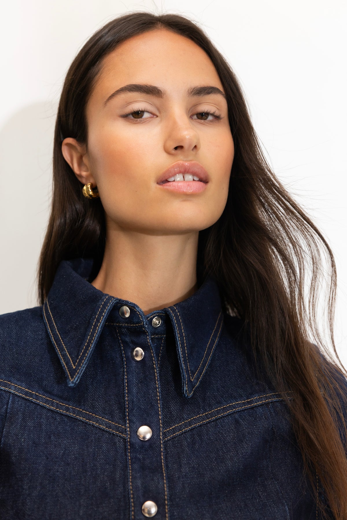 Cora shirt - Dark Blue modellbilde