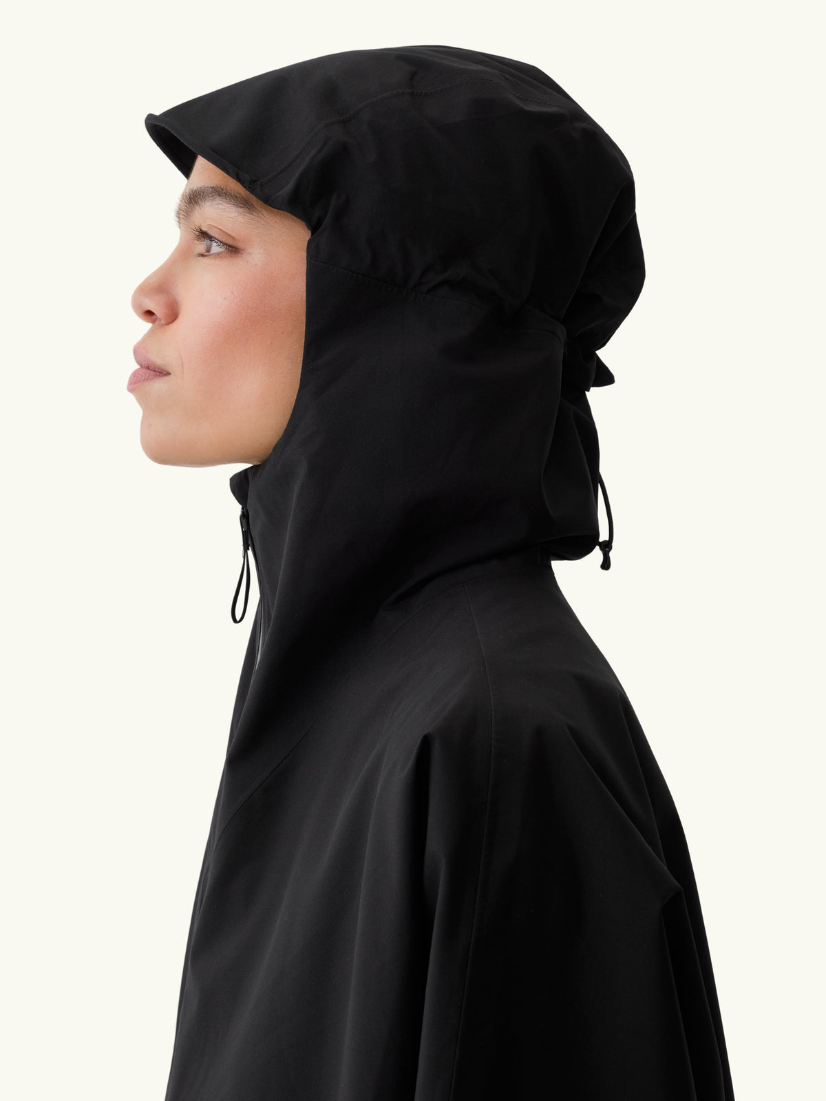 Aalesund Poncho Black