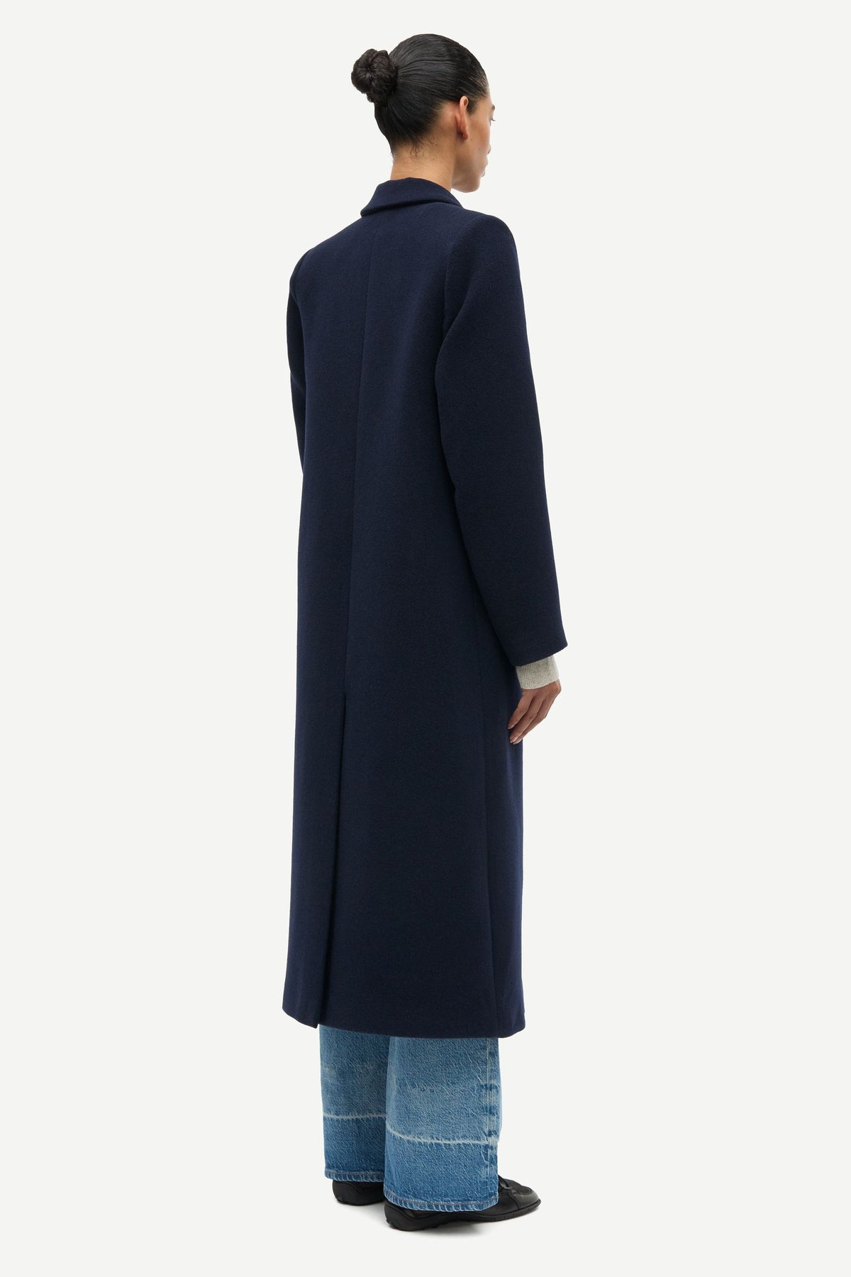 Falcon Coat 11104 - Salute