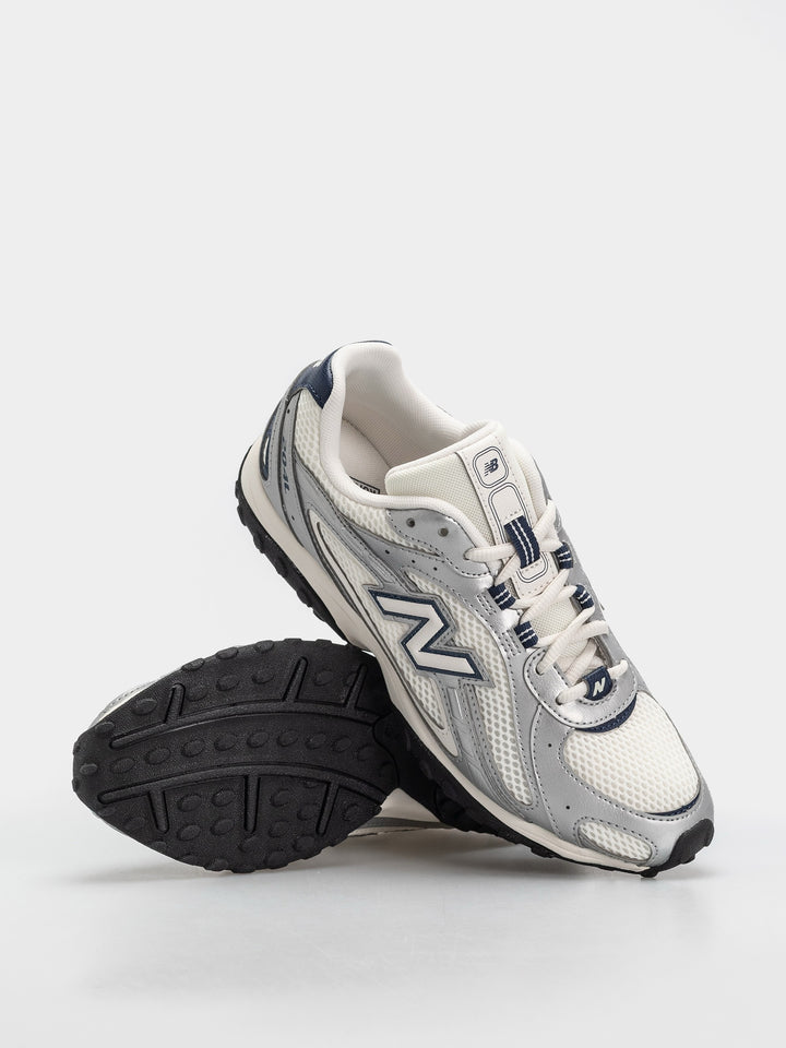 204L- Sea Salt/ Silver Metallic/ NB Navy