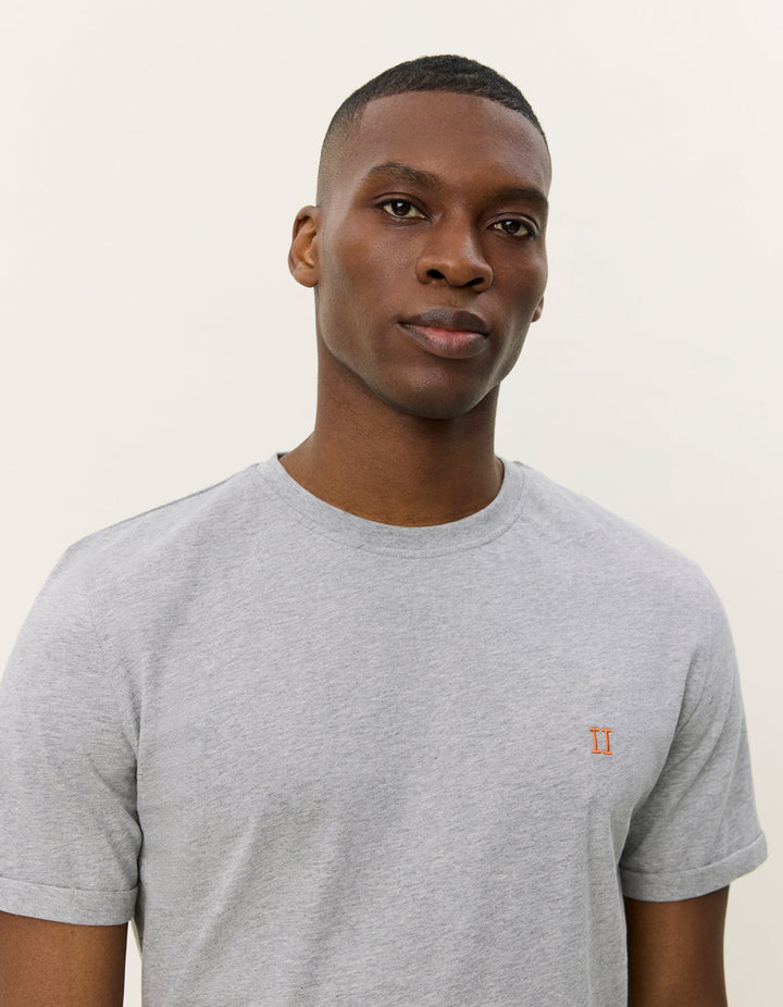Nørregaard T-Shirt Grey Melange – Les Deux