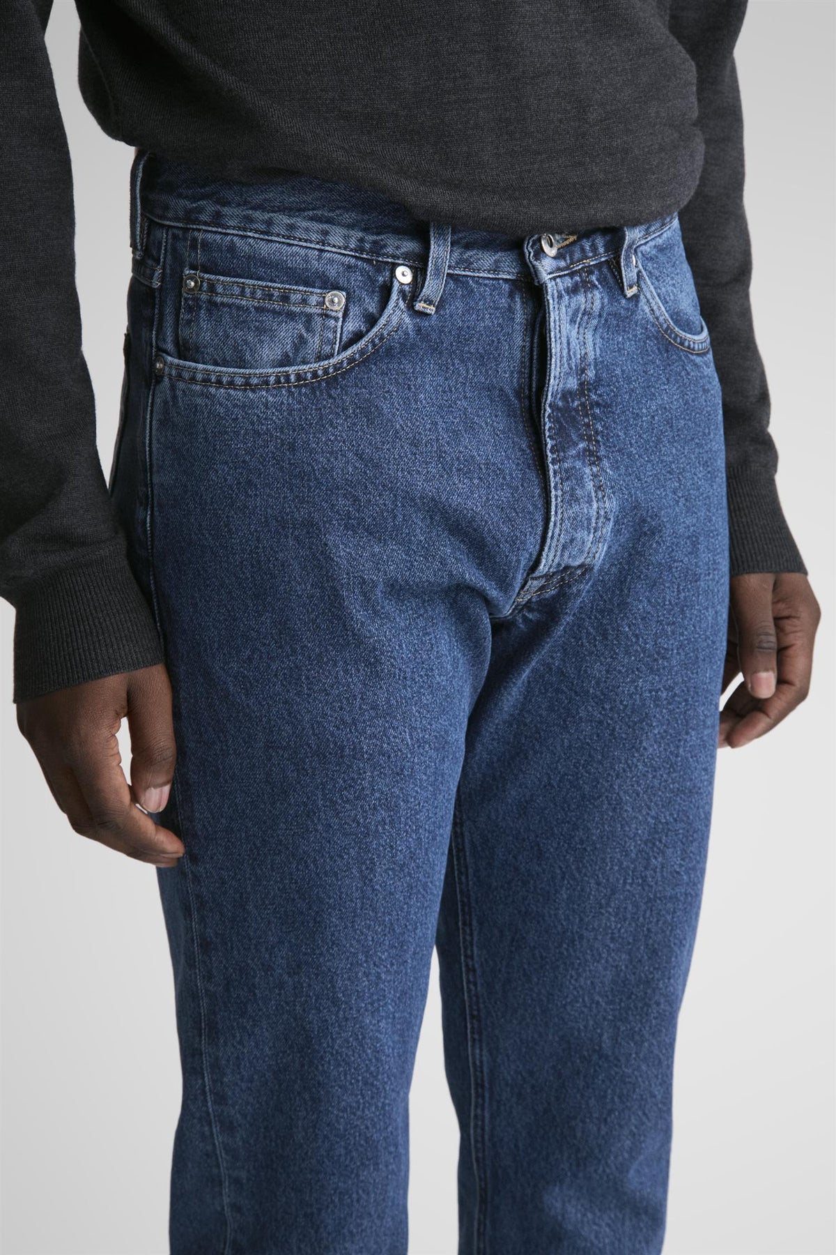 Kai Relaxed Tapered Fit Jeans Japan Dawn