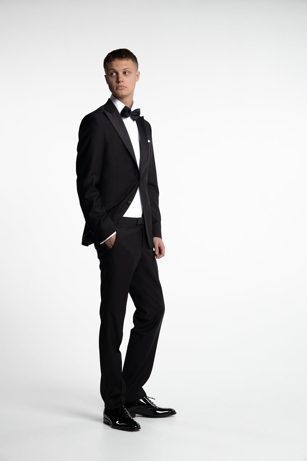 Elder Slim Fit Tuxedo Blazer Black