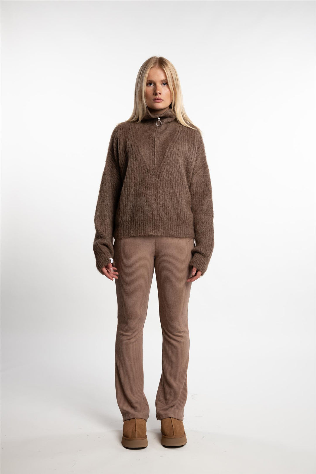 Florie Brushed Zip Knit- Chocolate Brown