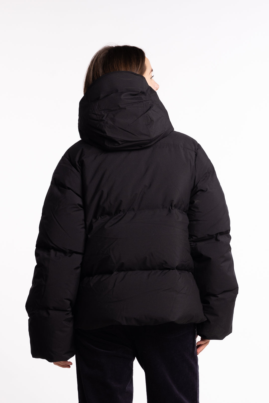 Selje Down Jacket- Black