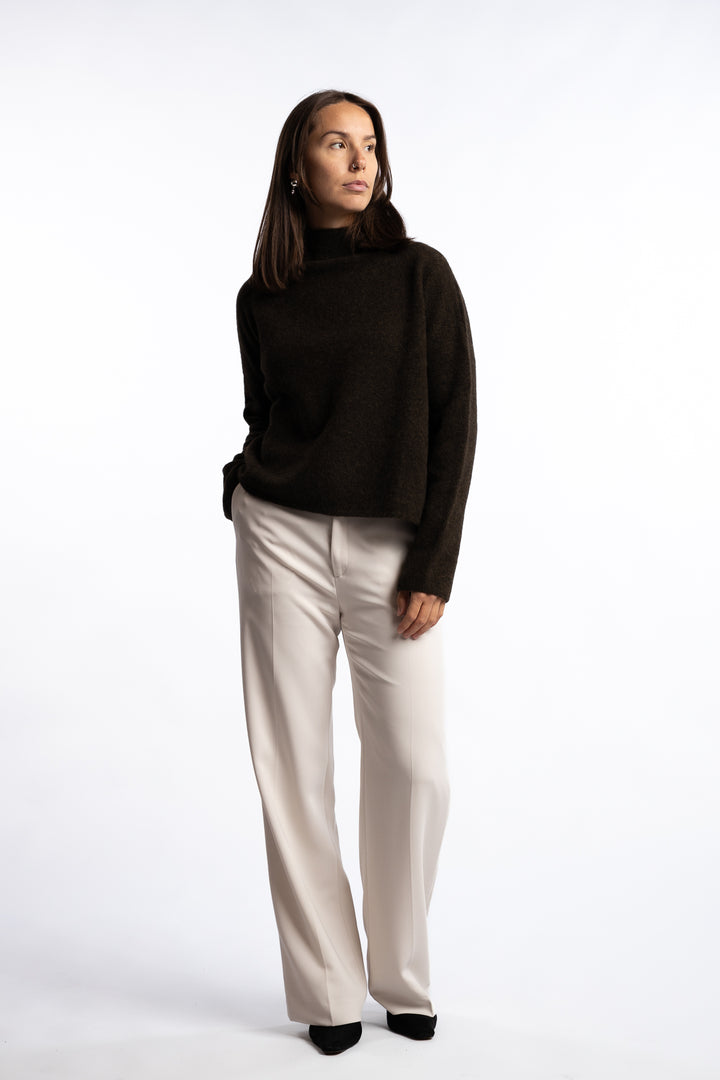 Mika Yak Funnelneck Sweater- Dark khaki green