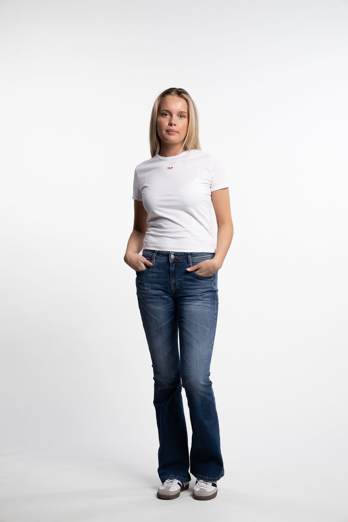 Bootcut Jeans 1969 D-Ebbey 09J33- Medium Blue