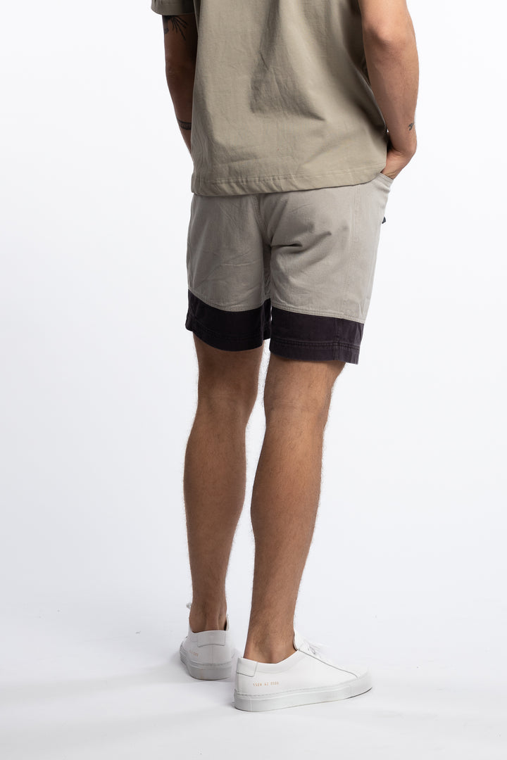 Breeze Blocked Shorts Phantom Grey