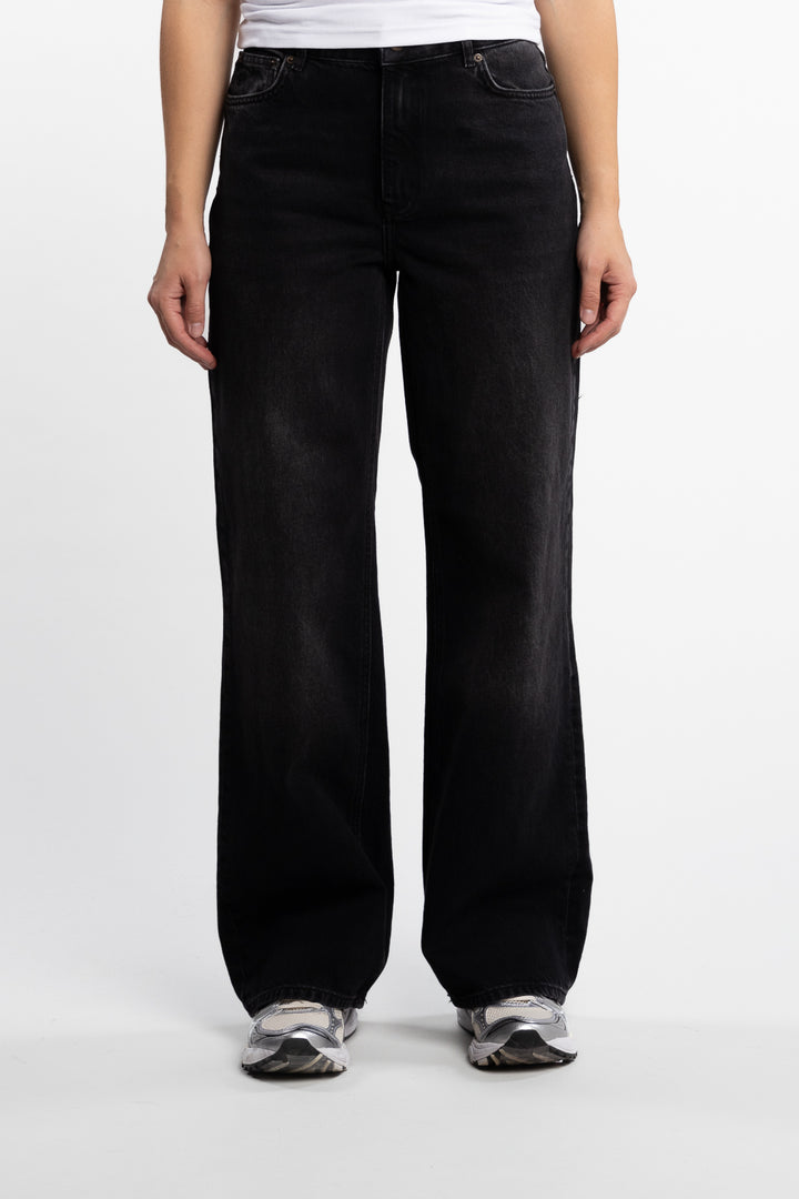 W Wide Jeans- Black Washed