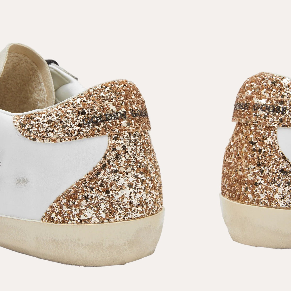 Golden Goose Super-Star Optic white/seedpearl/black/gold sneaker - hælkappe detalj