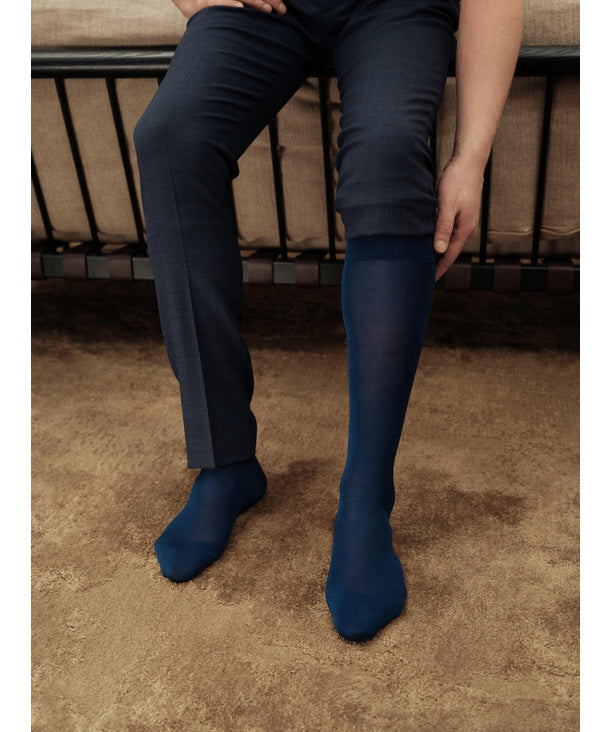 Tiago Knee Socks Black - modellbilde