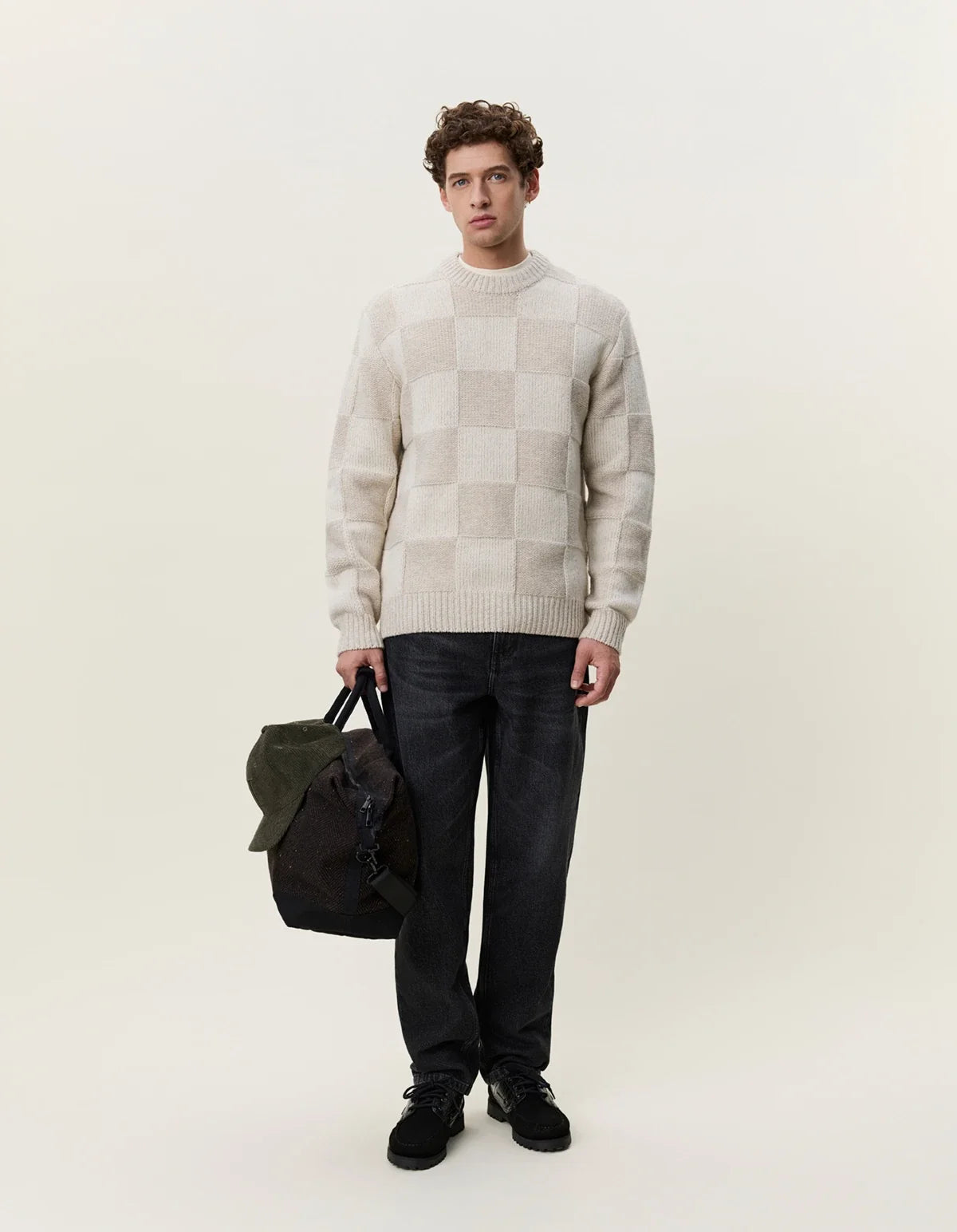Check Knit Sweater Eggnog White - modellbilde