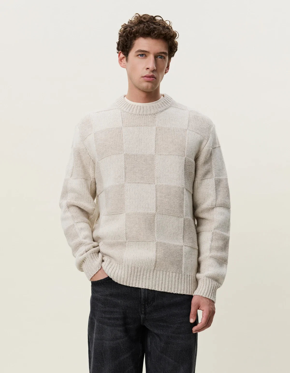 Check Knit Sweater Eggnog White - modellbilde