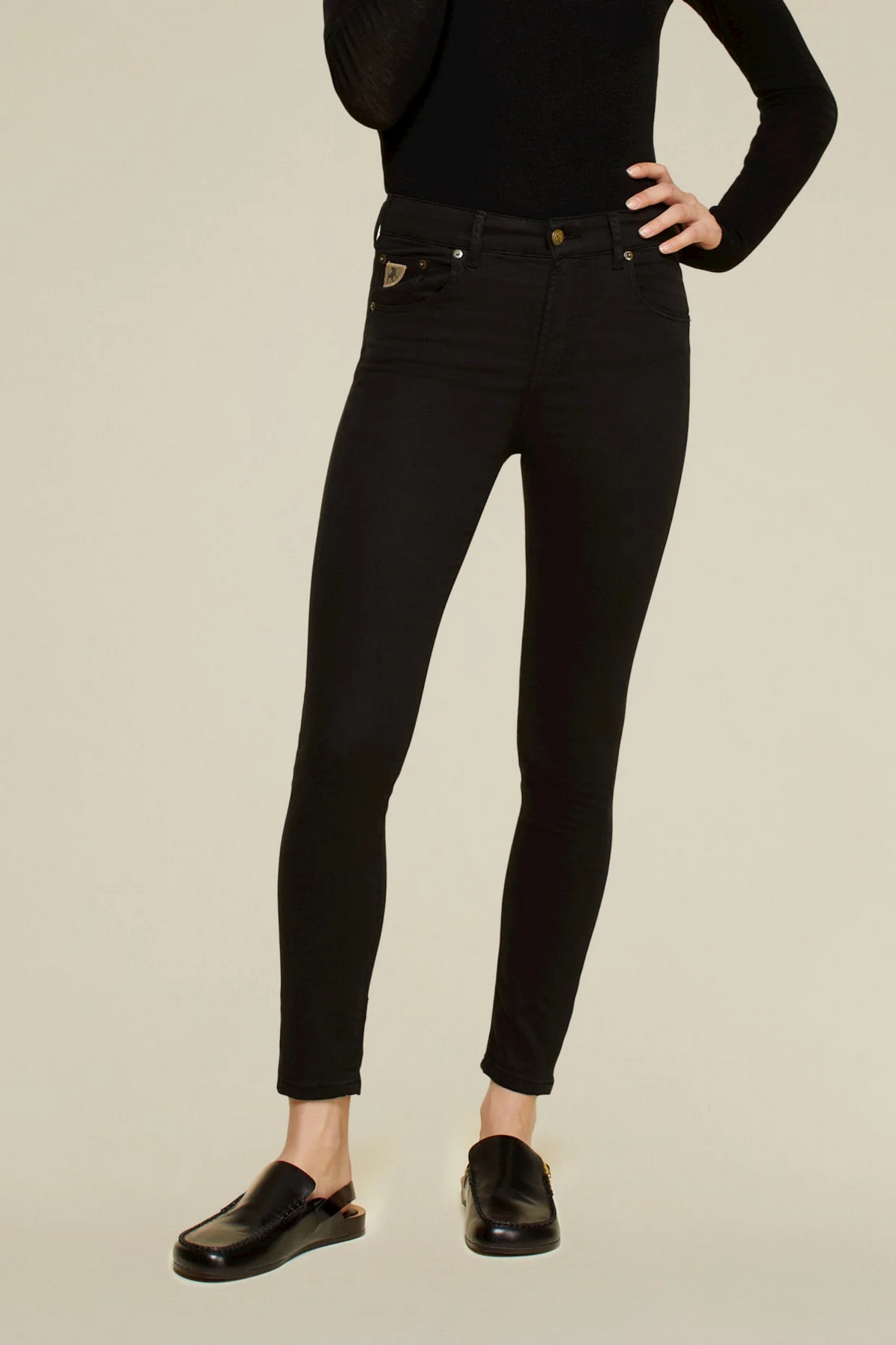 Celia Lea Soft Colour Black