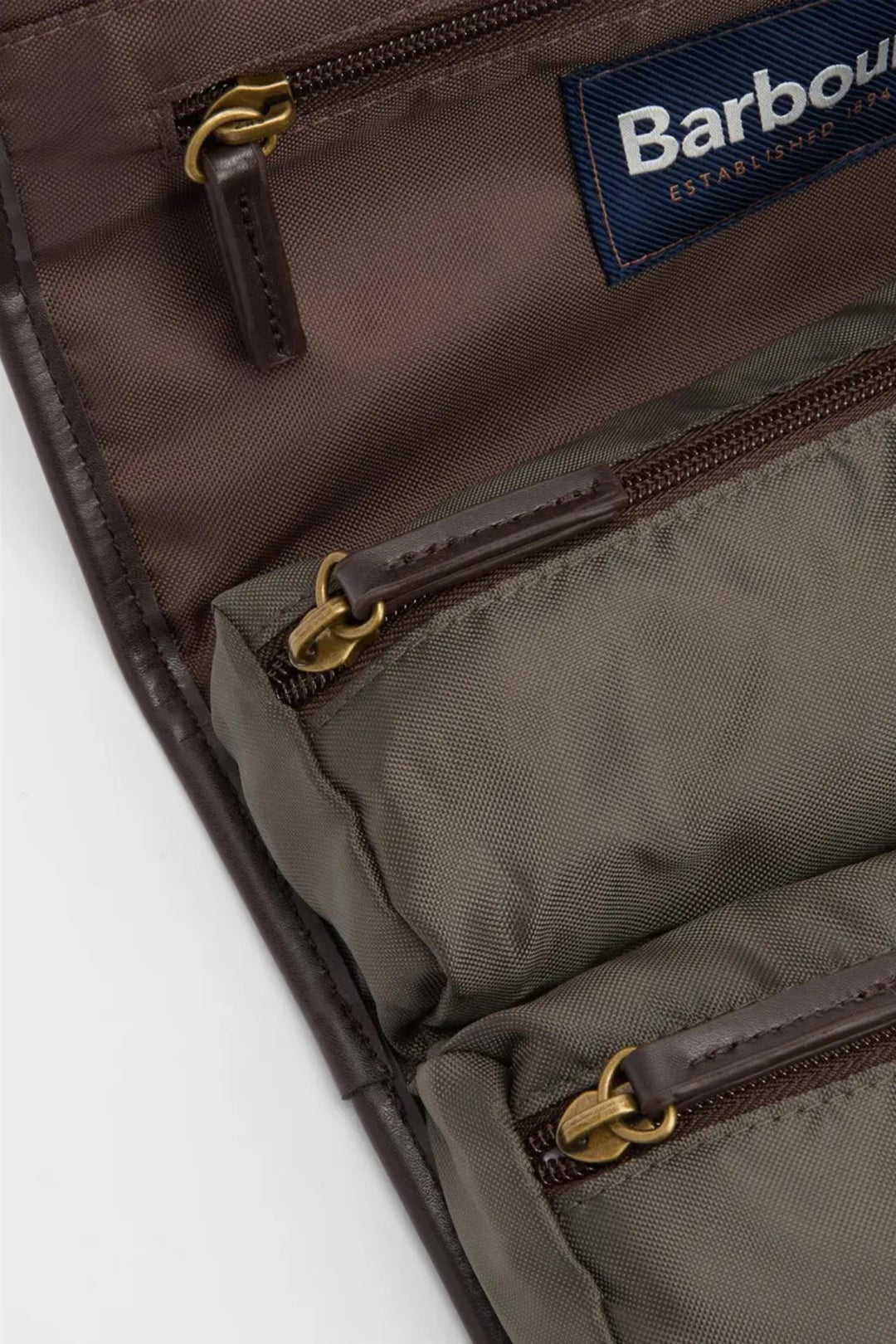 Wax Hanging Washbag Olive/Beacon